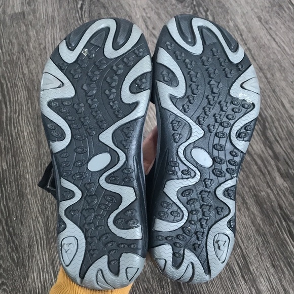 𝅺WANDERLUST black lattice Meghan sandals size 7 - Picture 9 of 9